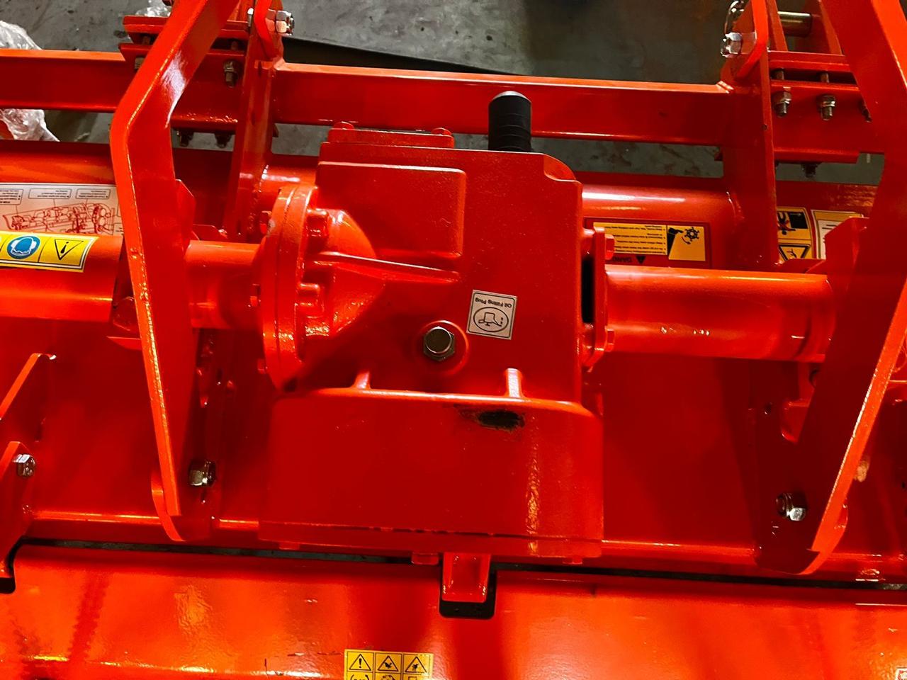Vinayaka 20 blade multispeed Rotavator