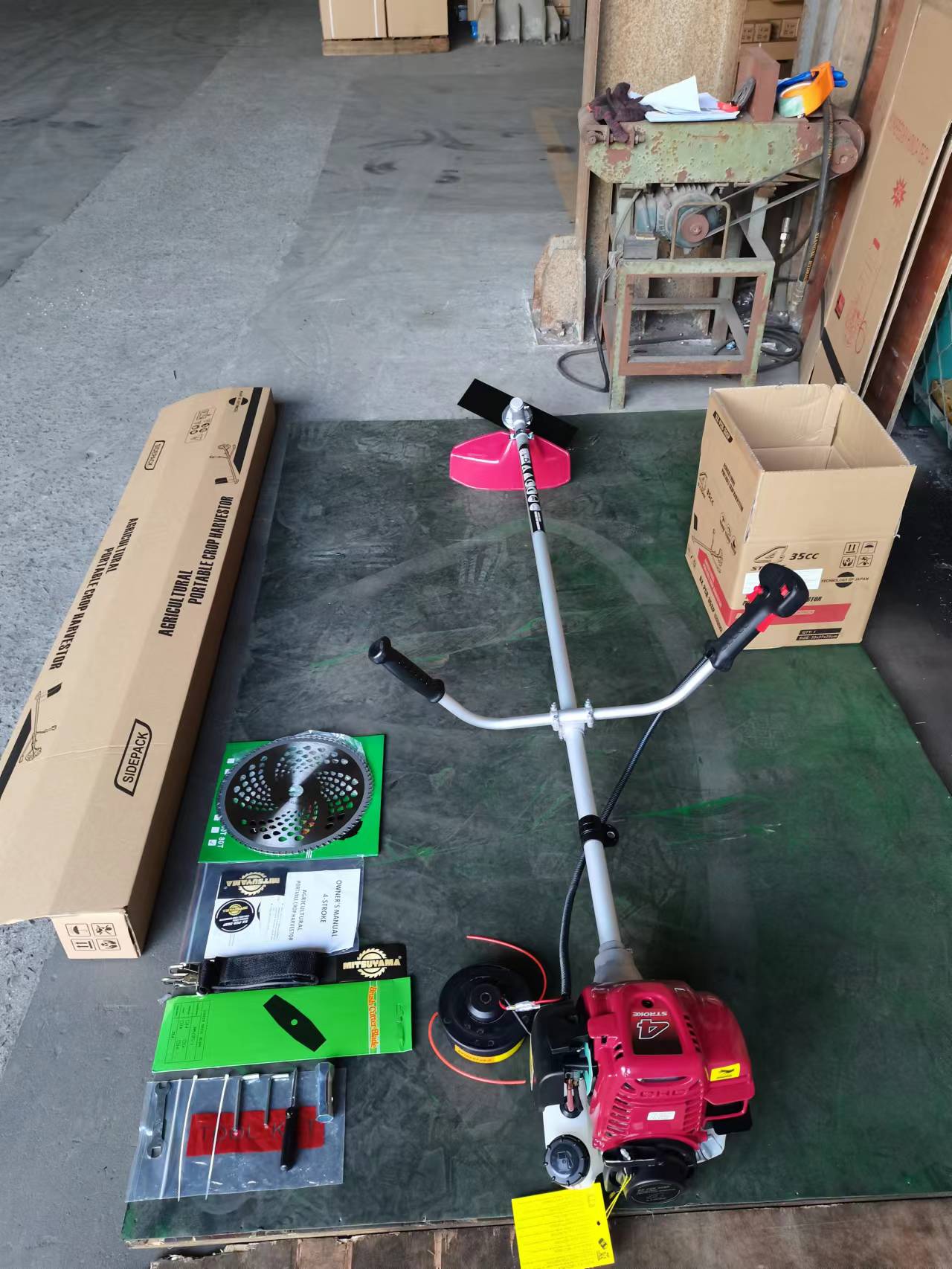 M35-S 4stroke Brush Cutter with accessories